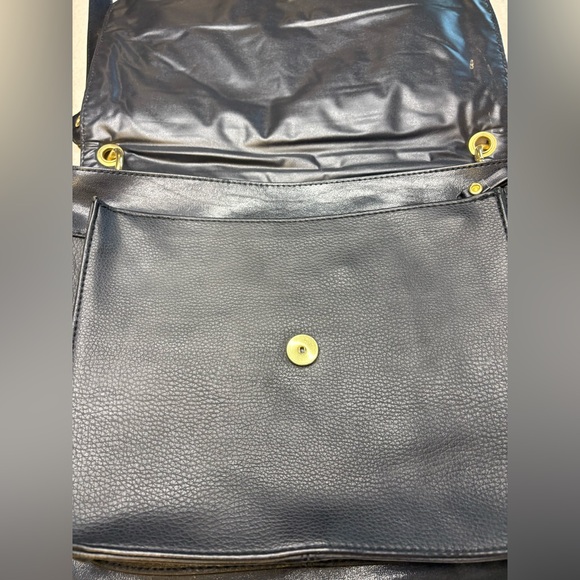 Vintage Moda Italia Venezia Black Leather Crossbody Bag - Picture 3 of 9